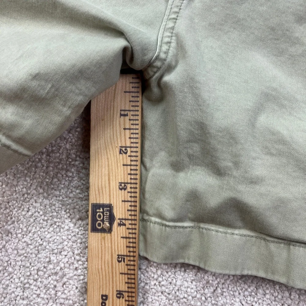 Chubbies Mens XL Shorts Green 5.5 Inseam Elastic Waist Stretch Twill Chino
